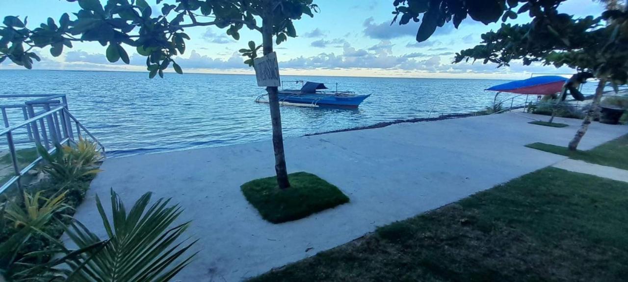 Takbo Beach Resort General Luna  Buitenkant foto